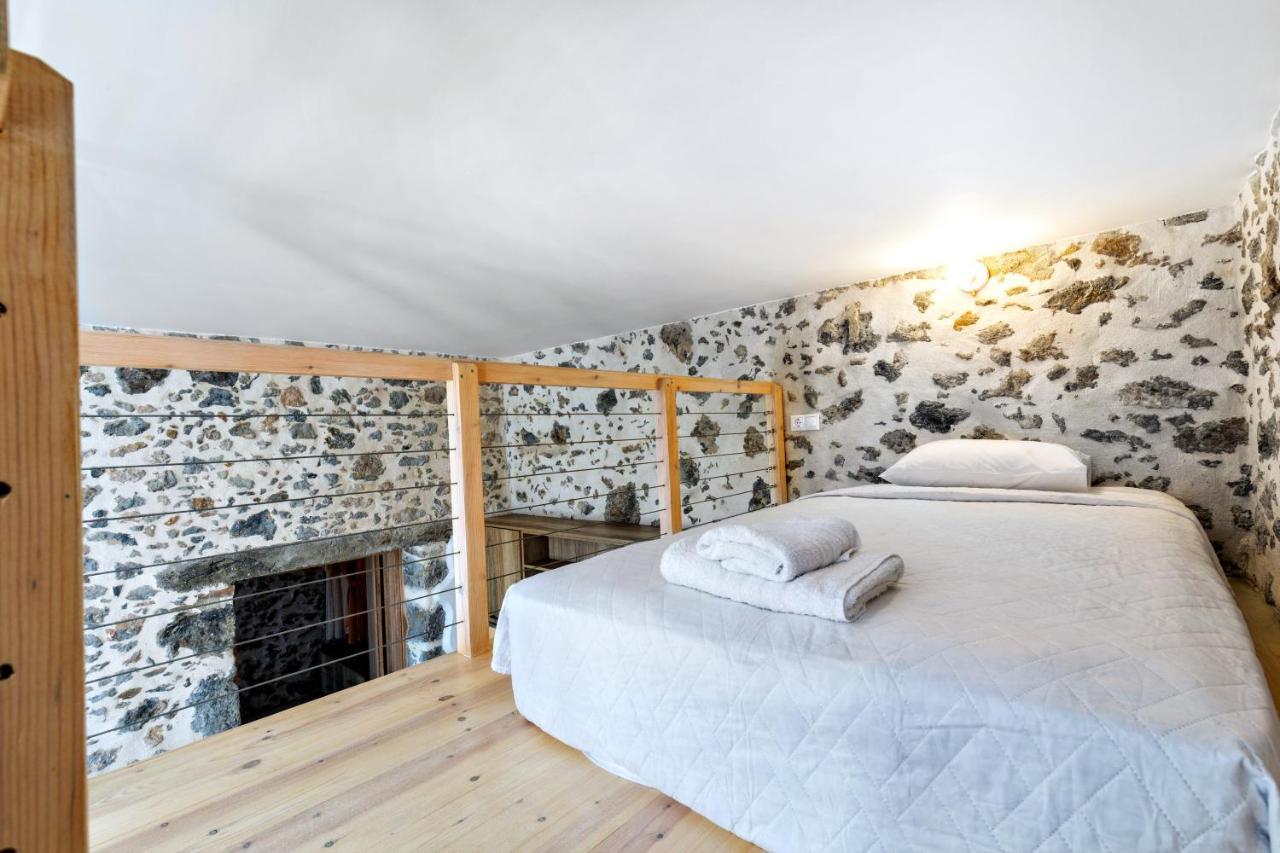 Mirthia Apartments Плакіас Екстер'єр фото